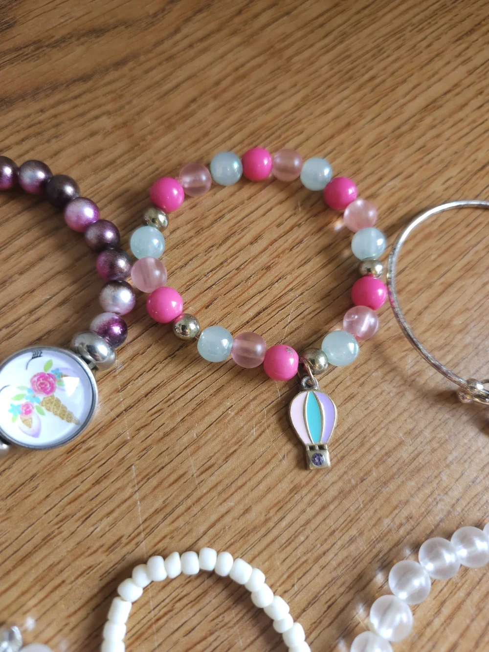 4/$10 Lot Girls Bracelets 8 Beaded